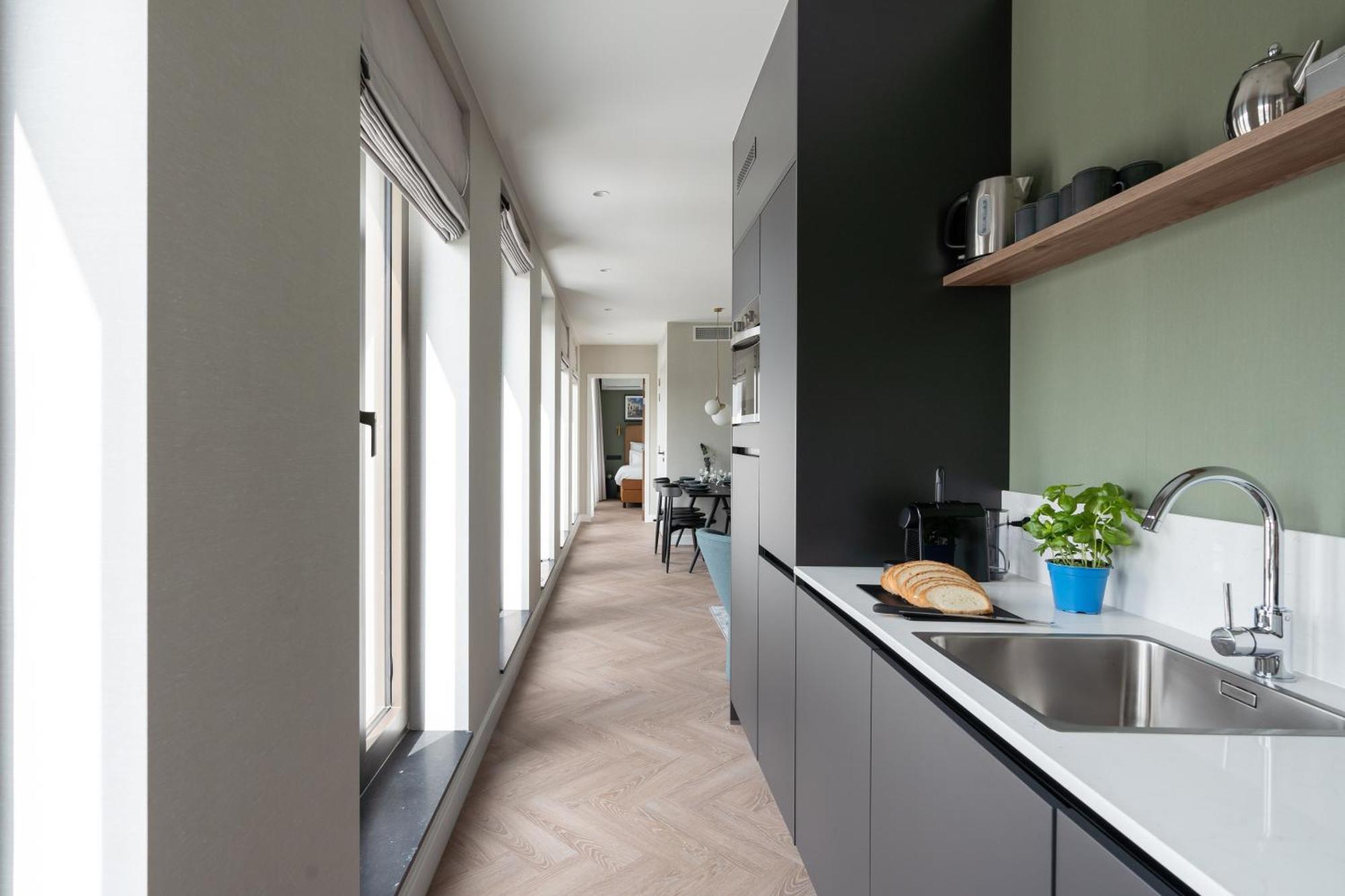 Aparthotel YAYS Antwerp Opera Exterior foto